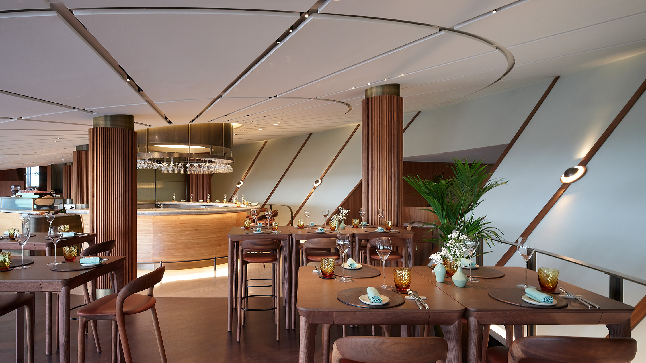 Sauska_Opening-Large